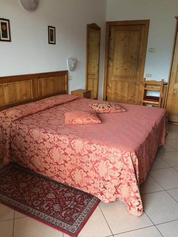 Albergo Rusall Tremezzo Zimmer foto